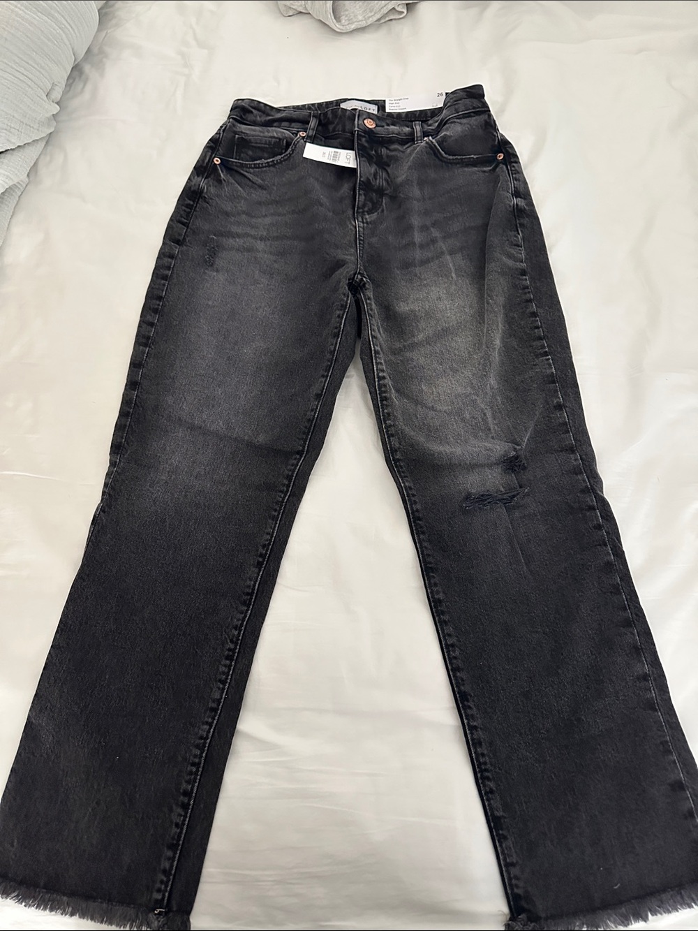 LOFT Black Curvy High-Rise Straight Crop Jeans - Picture 3 of 3